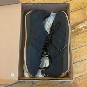 NEW KHAITE Adidas Country OG sneakers in black suede. Size 7.5 runs like 8-8.5